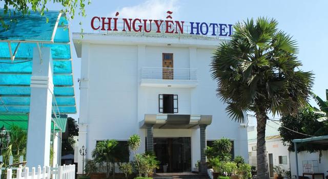 Chí Nguyễn Hotel